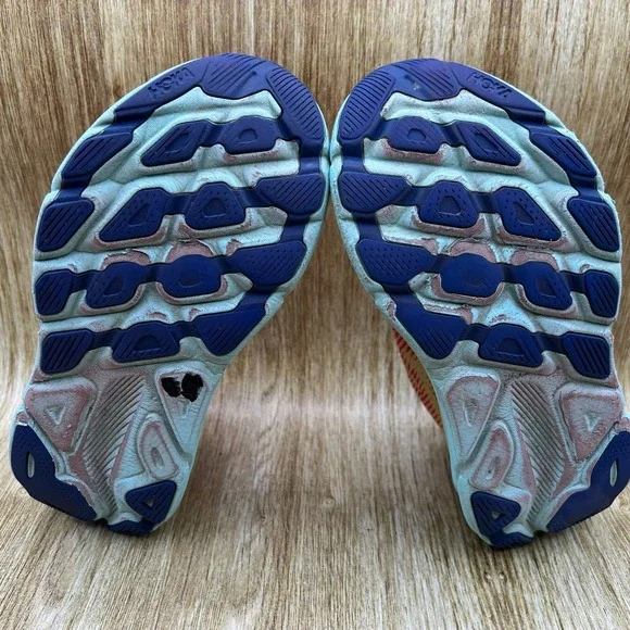 Hoka One One Clifton 9 Women's 7 B Cerise Cloudless Running Shoes 1127896 CRSCL - Picture 8 of 10